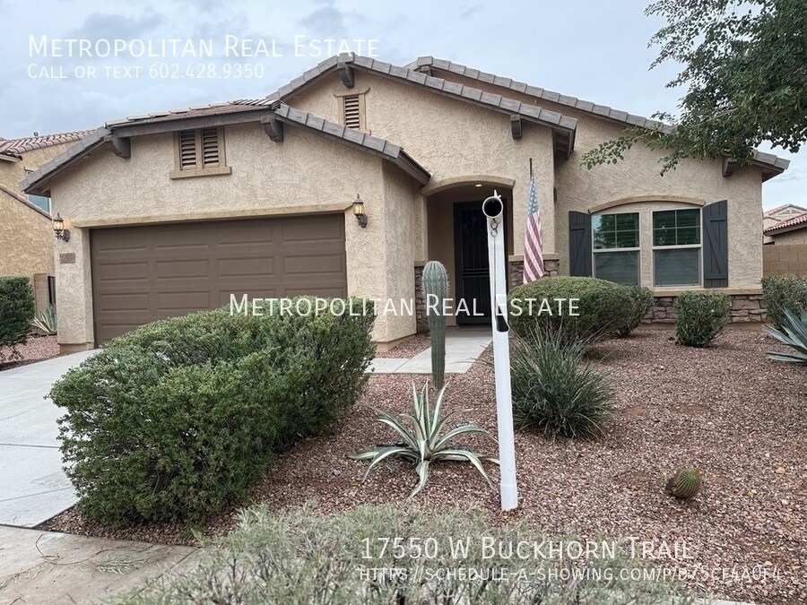17550 W Buckhorn Trl in Surprise, AZ - Building Photo