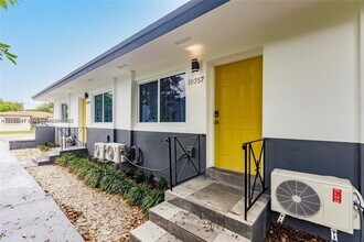 10755 NE 2nd Ct in Miami, FL - Building Photo - Building Photo