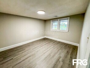 600 Howell St in Greenville, NC - Building Photo - Building Photo