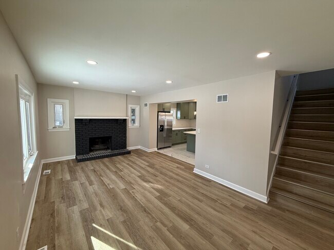 408 East End Ave in Hillside, IL - Building Photo - Building Photo