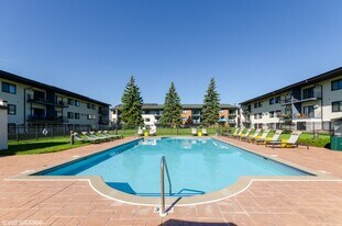 Equinox in St. Anthony, MN - Building Photo