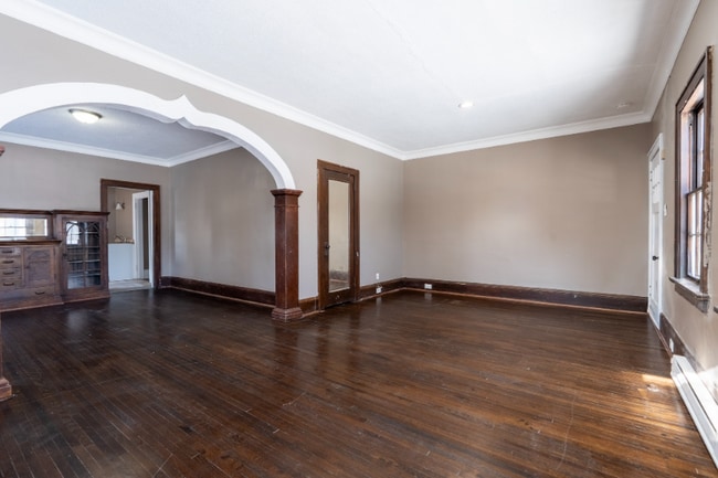 1917 N Newton Ave, Unit FL 1 in Minneapolis, MN - Building Photo - Building Photo