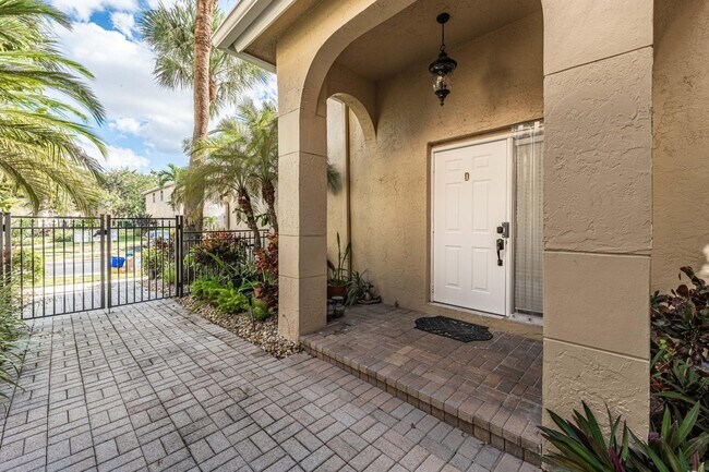 6752 Montego Bay Blvd, Unit D in Boca Raton, FL - Building Photo - Building Photo