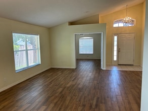4434 Brookdale Ct in Orlando, FL - Building Photo - Building Photo