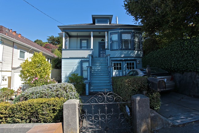 427 Johnson St in Sausalito, CA - Foto de edificio - Building Photo