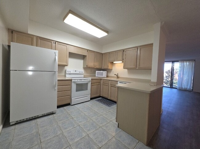 property at 3115 Patrick Henry Dr