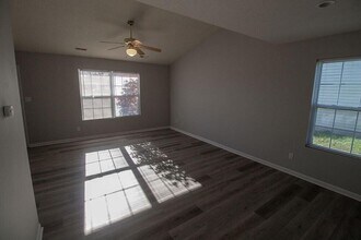 2533 Northampton Dr in Columbia, MO - Building Photo - Building Photo