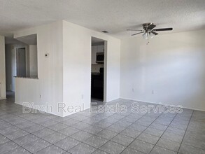 133 Sabal Ct in Oldsmar, FL - Building Photo - Building Photo