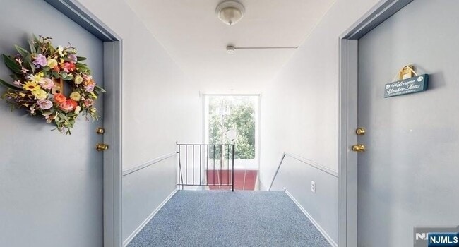 462 River Rd, Unit I in Nutley, NJ - Building Photo - Building Photo