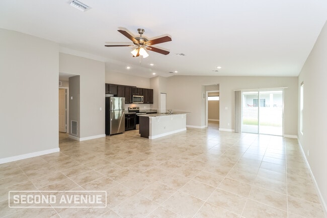259 Trenton Ave SW in Palm Bay, FL - Building Photo - Building Photo