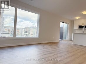1021 Creekway Private in Ottawa, ON - Building Photo - Building Photo