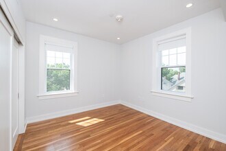 16 Forest St, Unit 43 in Cambridge, MA - Building Photo - Building Photo