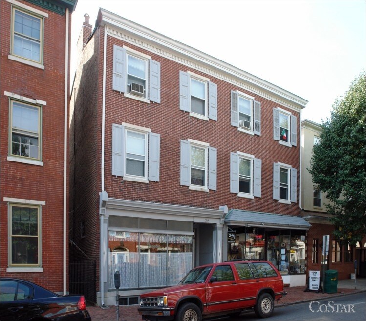 22 S Church St in West Chester, PA - Building Photo