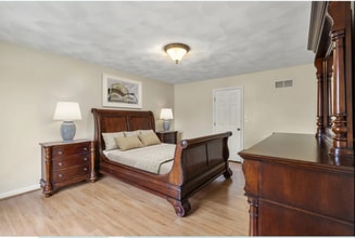 209 Garland Ave in Pelham, NH - Building Photo - Building Photo
