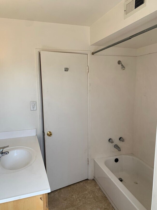 property at 80 S 900 E St