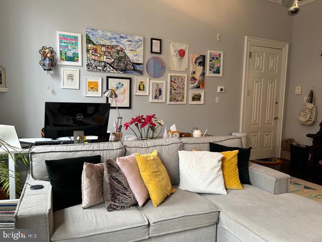 277 S 4th St in Philadelphia, PA - Building Photo - Building Photo