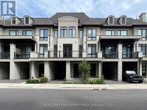 26 Banshee Ln in Richmond Hill, ON - Building Photo - Building Photo