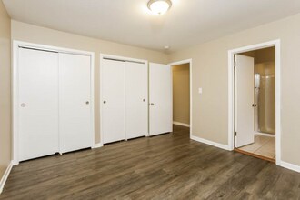 1462 Deerfield Rd in Deerfield, IL - Building Photo - Building Photo