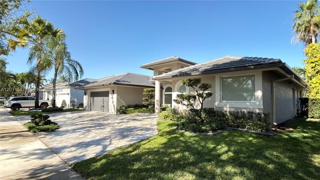 property at 3767 Oak Ridge Cir