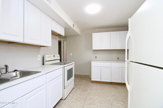 432 E 1st St-Unit -1 in Mesa, AZ - Building Photo - Building Photo