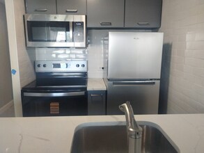1221 N Dearborn St in Chicago, IL - Building Photo - Building Photo