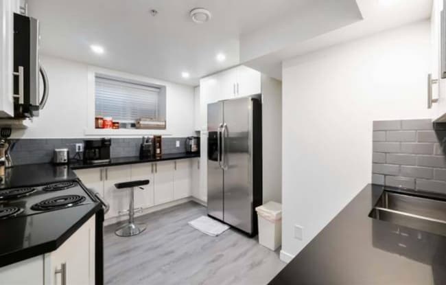 24878 108 Av in Maple Ridge, BC - Building Photo - Building Photo