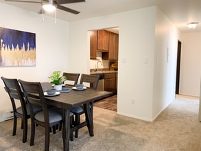 Ridge View Apartments in St. Francis, WI - Building Photo - Building Photo