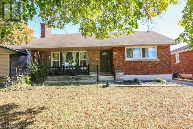 44 Golden Blvd E