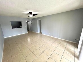 4276 NW 89th Ave in Coral Springs, FL - Building Photo - Building Photo