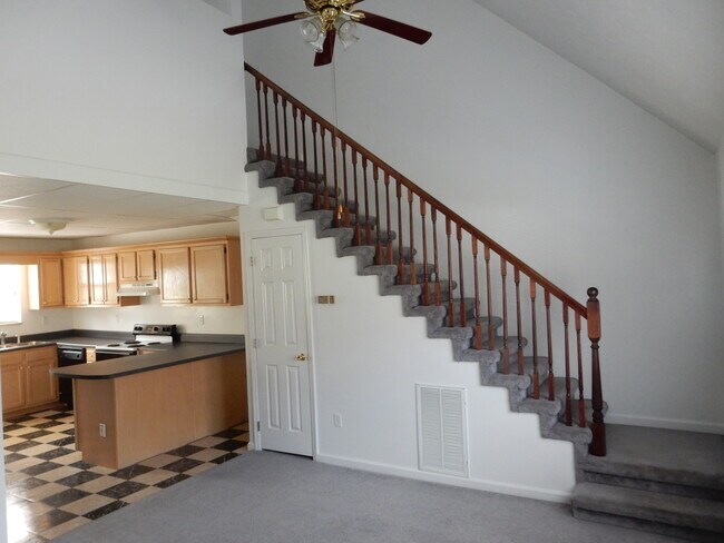 124 Forest Meadow Ln, Unit 3 in New Tazewell, TN - Building Photo - Building Photo