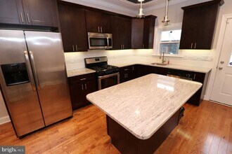 1541 S Woodstock St in Philadelphia, PA - Building Photo - Building Photo