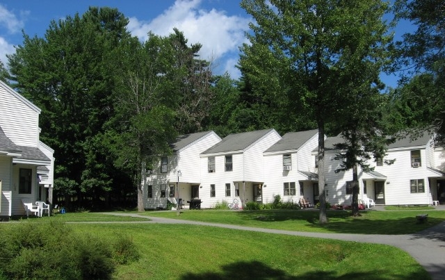 Lincoln Green in Old Town, ME - Building Photo