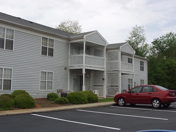 The Wesley East in Easley, SC - Building Photo