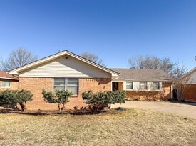 5604 38th St in Lubbock, TX - Building Photo