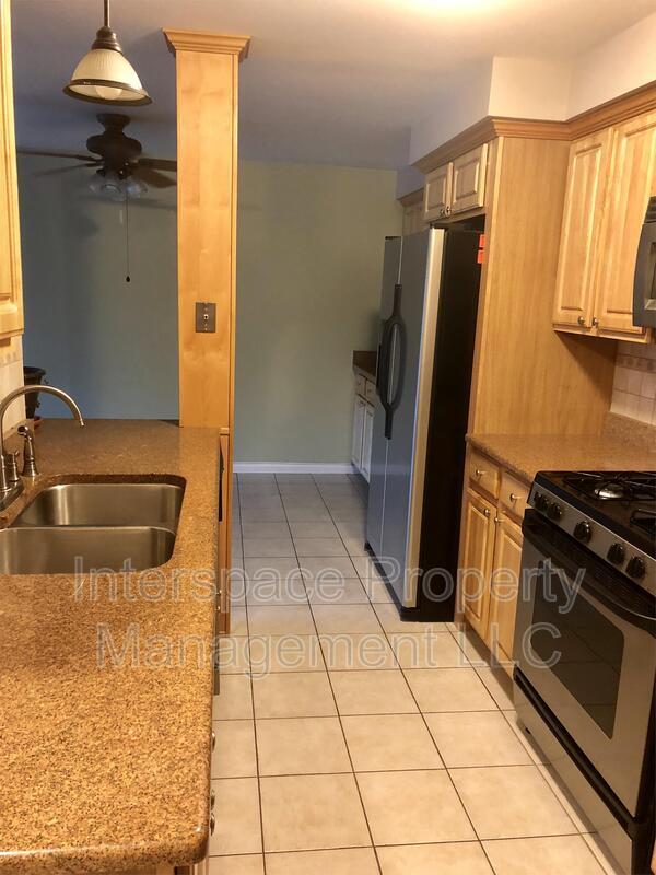 9937 S Cicero Ave in Oak Lawn, IL - Building Photo - Building Photo