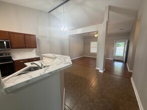 858 Melanie Ln in Richmond, KY - Building Photo - Building Photo