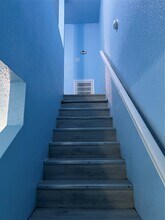 8405 Wilcrest Dr in Houston, TX - Building Photo - Building Photo