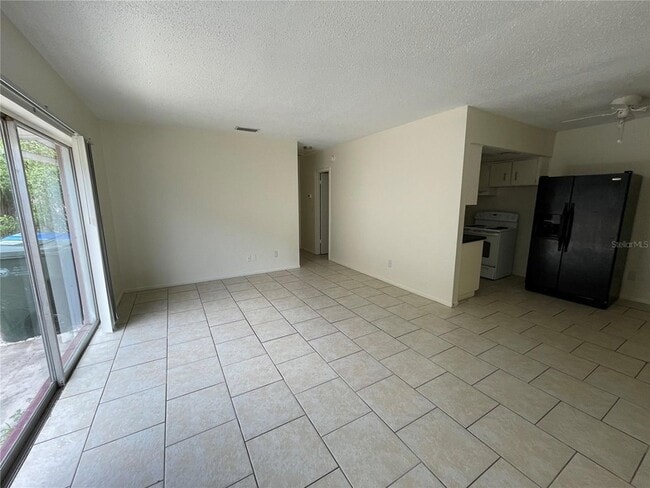 185 Fulton St NE, Unit 4 in Largo, FL - Building Photo - Building Photo