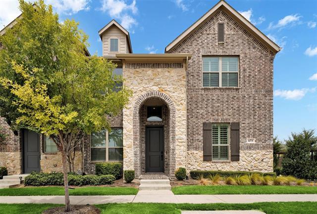 673 Vista Oaks Rd in Lewisville, TX - Building Photo