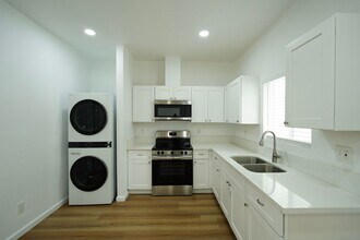 3627 Harding St in Riverside, CA - Building Photo - Building Photo