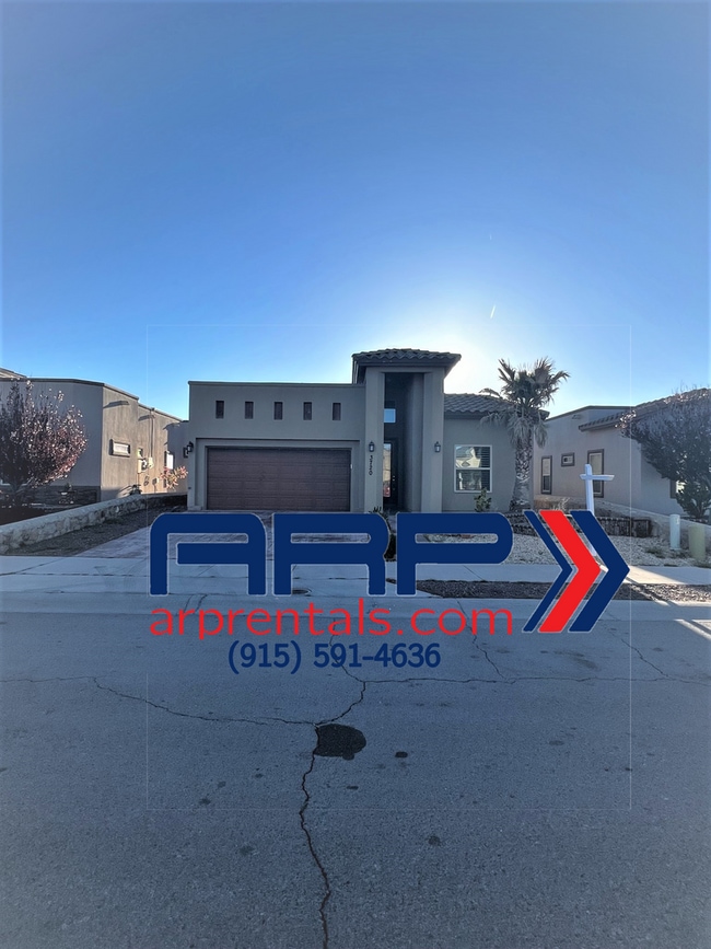 3720 Loma Jacinto in El Paso, TX - Building Photo - Building Photo