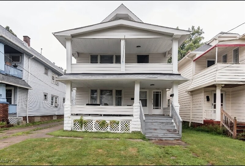 10310 Adelaide Ave in Cleveland, OH - Building Photo