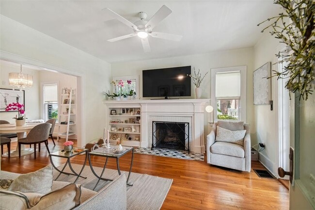 2111 W Southview Ave in Tampa, FL - Building Photo - Building Photo