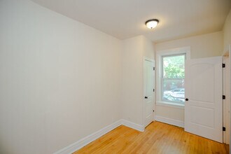 2637 W George St in Chicago, IL - Foto de edificio - Building Photo