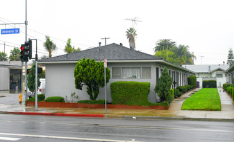 4501 E Anaheim St Apartments