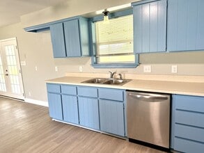 39 Melody Ln in Lone Grove, OK - Building Photo - Building Photo