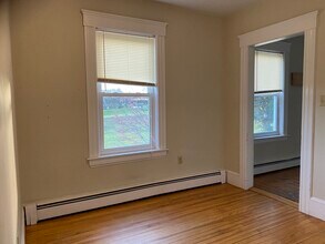 140 Redstone Hill Rd, Unit 1 in Sterling, MA - Building Photo - Building Photo