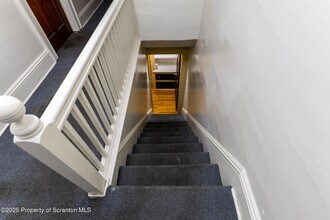 921-923 Clay Ave in Scranton, PA - Building Photo - Building Photo