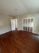 241-27 147th Dr in Queens, NY - Building Photo - Building Photo