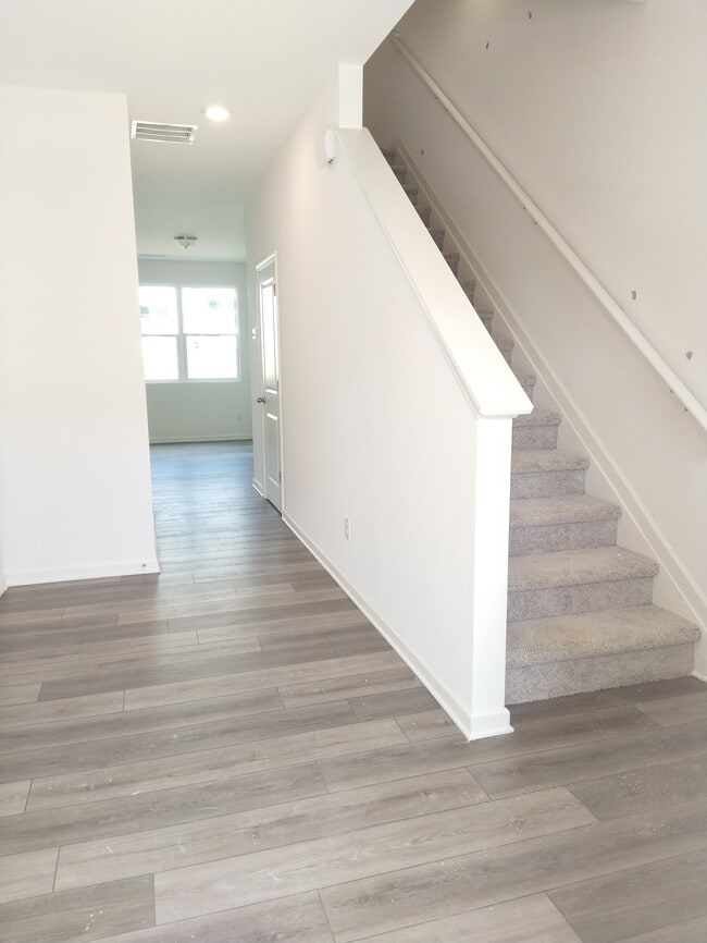 306 Penn Sta Wy in Euharlee, GA - Building Photo - Building Photo